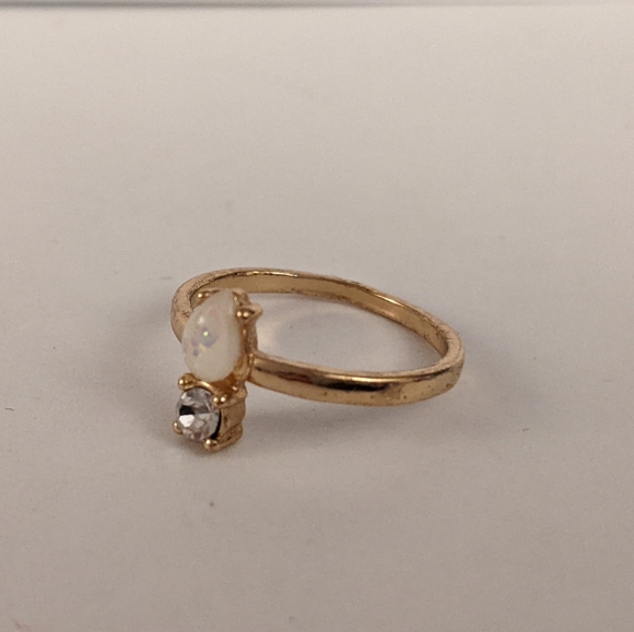 Fashion ring size 6 - Picture 2 of 3